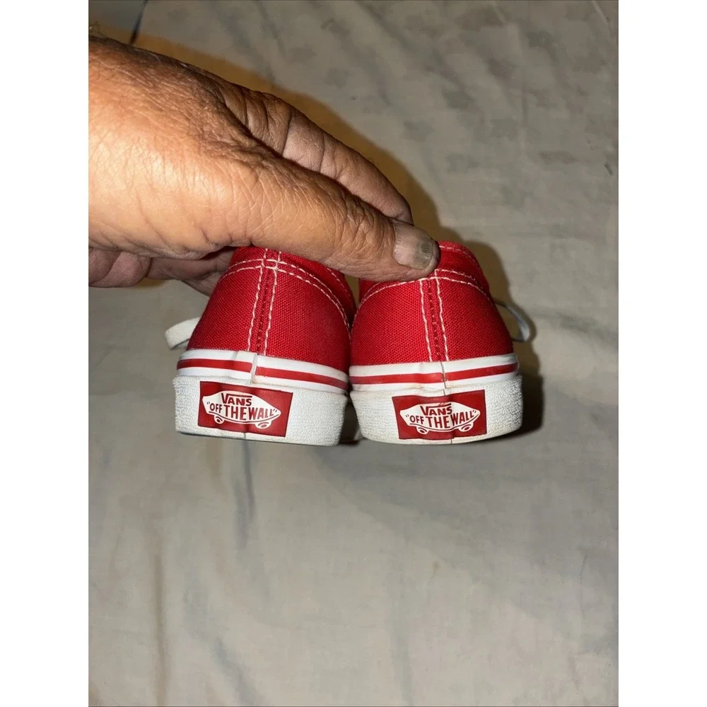 VANS Classic Authentic Shoes Kids/Youth Sizes Sneakers 1.5 Canvas Off The Wall